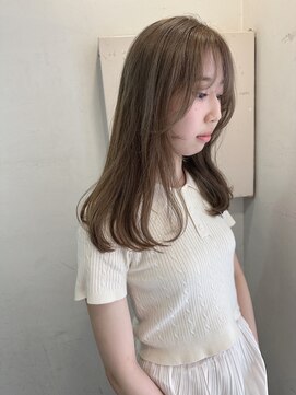 キャンバス バイ ネオリーブ 横浜西口(Canvas by neo.) ロングレイヤー ブリーチ 艶髪 ミルクティーベージュ 横浜