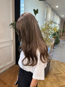 ヤテ(yate') まろやかグレージュ