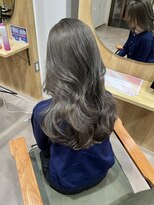 リト(riTo)&nbsp;20代暗めカラーデザインカラーロングオリーブグレージュベージュ