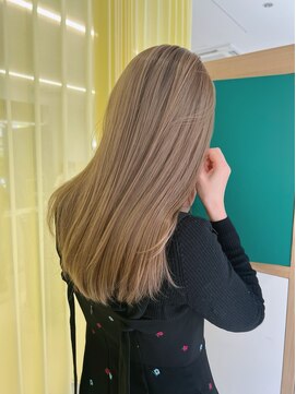 エム(M) くすませない!!ハイトーンベージュ