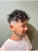 スペインカール/スパイキーショート/ブルーブラック