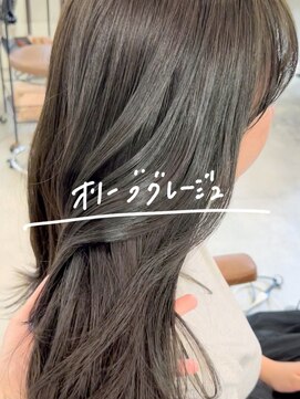 マルケ ドゥ マッシュ(MaruQuee de mashu) 大阪梅田/オリーブグレージュ/イメチェン/レイヤーカット/20代