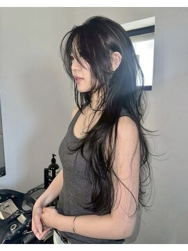 ゾーイダイミョウ(ZOEY daimyo) natural black /layer cut