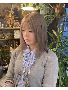 シキ(SHIKI) white beig