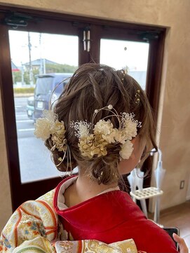 ノット 成田公津の杜(Knot) 黒髪/オリーブグレー/小顔/ココアベージュ/成田公津の杜駅