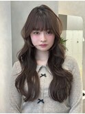 韓国ロングレイヤーカットくびれヘアヨシンモリ暗髪透明感カラー