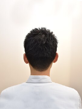 ヘアスタジオヘーフリヒ(HAIR STUDIO HoFLICH) 【ビジネスMEN】