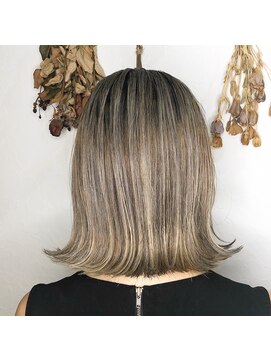 ウル(Ulu) エアタッチバレイヤージュ