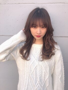 アローラ 三軒茶屋(Allora) 20代30代40代大人可愛い小顔ひし形くびれラウンドCカーブカット