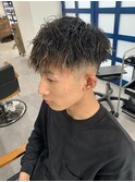 giinii 横浜 上原大成　ツイストパーマ×フェードカット