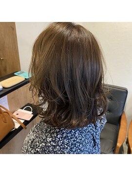 アルマヘアー(Alma hair by murasaki) ◎ミディアムレイヤーのマットベージュ◎