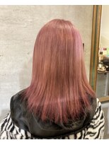 アティック ヘアーデザインアンドリラクゼーション(attic hair design&relaxation) ピンクカラー