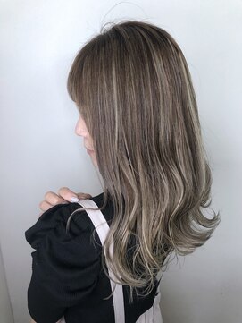 ルチェア ヘア(Lucea Hair) ハイトーンバレイヤージュ