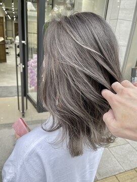 フェリア 渋谷(Feria) 【filo by Feria渋谷】透け感グレージュハイライト“石田幸輔”