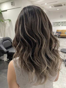 カラ ヘアーサロン(Kala Hair Salon) バレイヤージュ
