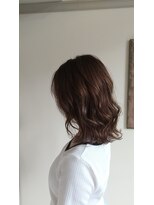 オズギュルヘア(Ozgur hair) 透明感のあるミディアムスタイル