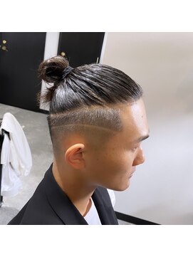 ボルド(MEN'S HAIR SALON BORDO) フェードカット×ライン×マンバン