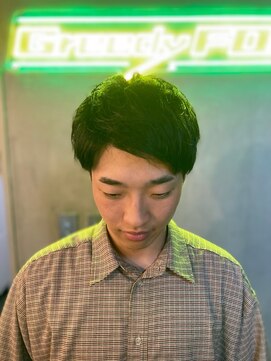 グリーディーフォックス 代々木(Greedy FOX) コンマヘア/センタ-パ-ト/ツイストスパイラル/スキンフェード