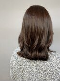 ピンクブラウン、重めボブ