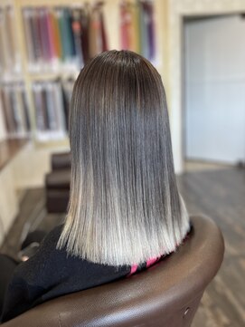 フリーク 石岡店(FREAK) バレイヤージュ【ホワイト系】