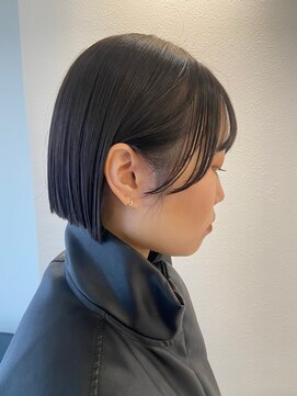 ルアン(Leun) 暗髪×タイトボブ