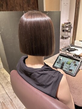 インス(ensue) 大人可愛い小顔前下がりボブ×ナチュラルボブ×ミニボブ20代30代