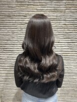 ビス リアン 川口店(Vis lien)&nbsp;オンブレグレージュオリーブベージュくびれミディ大人美人