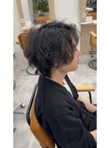 重めセンターパート×スパイラルパーマ