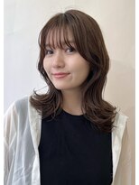 ヌイ 横浜(nui) シースルーバング 顔まわりくびれヘア 外ハネ 横浜