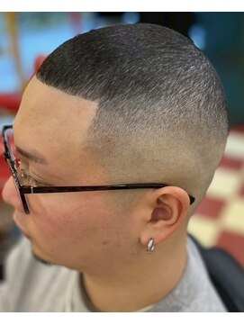 キングスマン トーキョー 国分寺(KINGSMAN TOKYO) アップバング/ツーブロック/スキンフェード[国分寺/国分寺駅]