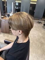 メゾン(Maison)&nbsp;透明感ミルクティーベージュ×メンズ毛流れセンターパートウルフ