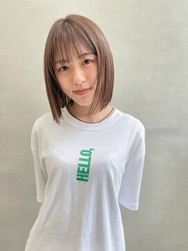 シゼン(SHIZEN) 切りっぱなしボブ×ナチュラルベージュ