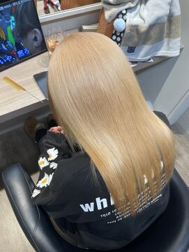 アンディアーモ サカエ(ANDIAMO SAKAE) オレンジブロンド×モカブラウン