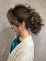 バース プレイス(BIRTH PLACE)&nbsp;結婚式☆高めふんわりポニーテール☆