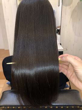 アコンプリッシュ 代官山 恵比寿(accomplish) プラチナミネコラ