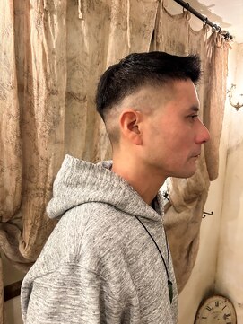 アンテナ(ANTENA) 0.6mmフェード☆ビジネススタイル☆★40代お客様施術後★☆