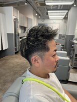 ノイセル 西本町(Noisyle)&nbsp;フェード短髪メンズハイライトツイストスパイラルパーマ