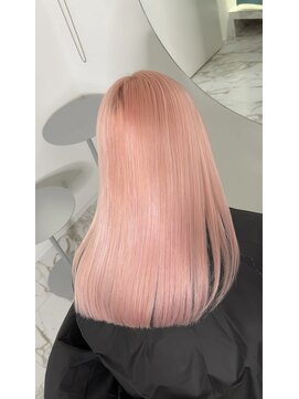 ナナ(NANA) ピンク・ミルクティーベージュ・ダブルカラー・ケアブリーチ