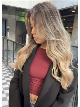 リュストル 町田(LUSTRE) ブロンドバレイヤージュカラー