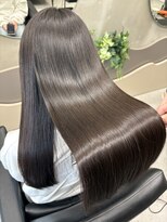 サイン(Sign)&nbsp;艶髪／縮毛矯正／【木下太一】