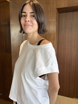 ヨロヘアー(YOLO hair) 顎下ボブ/切りっぱなし/髪質改善