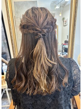 ローレン(Loren) ハーフアップ