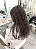 ハイライトカラーで周りと差をつける/白髪ぼかし