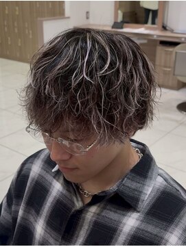 アッシュ 等々力店(Ash) 【メッシュキャップ】ハイライトパーマスタイル メンズ