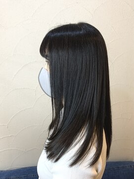 グーフォ(gufo) めちゃサラ艶♪セミロング♪