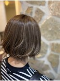30代40代外ハネボブ耳だしショートマニッシュショート