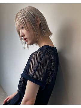 ロールアップスリーブス(ROLL UP SLEEVES) blond bob