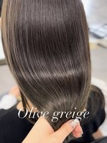 シェノン サントル(CHAINON CENTRE)&nbsp;グレージュカラー/シルキーベージュ/斜めバング[梅田/大阪]