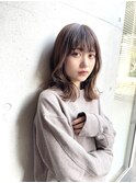 鎖骨下くびれミディアムヘア