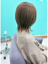 ユーフォリア(Euphoria.)&nbsp;大人可愛いくびれスタイル×グレージュ